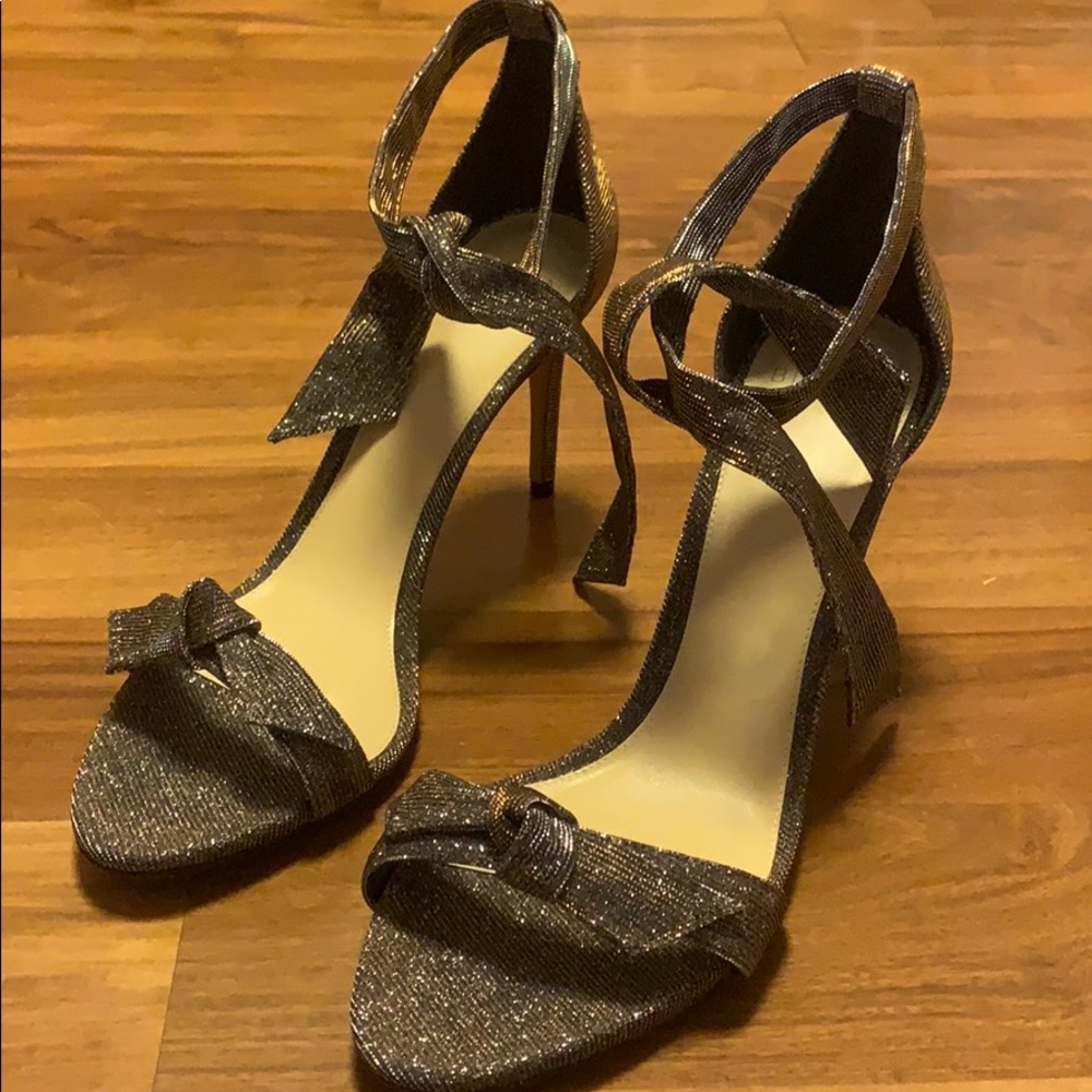 Alexandre Birman Glitter Tie Pump